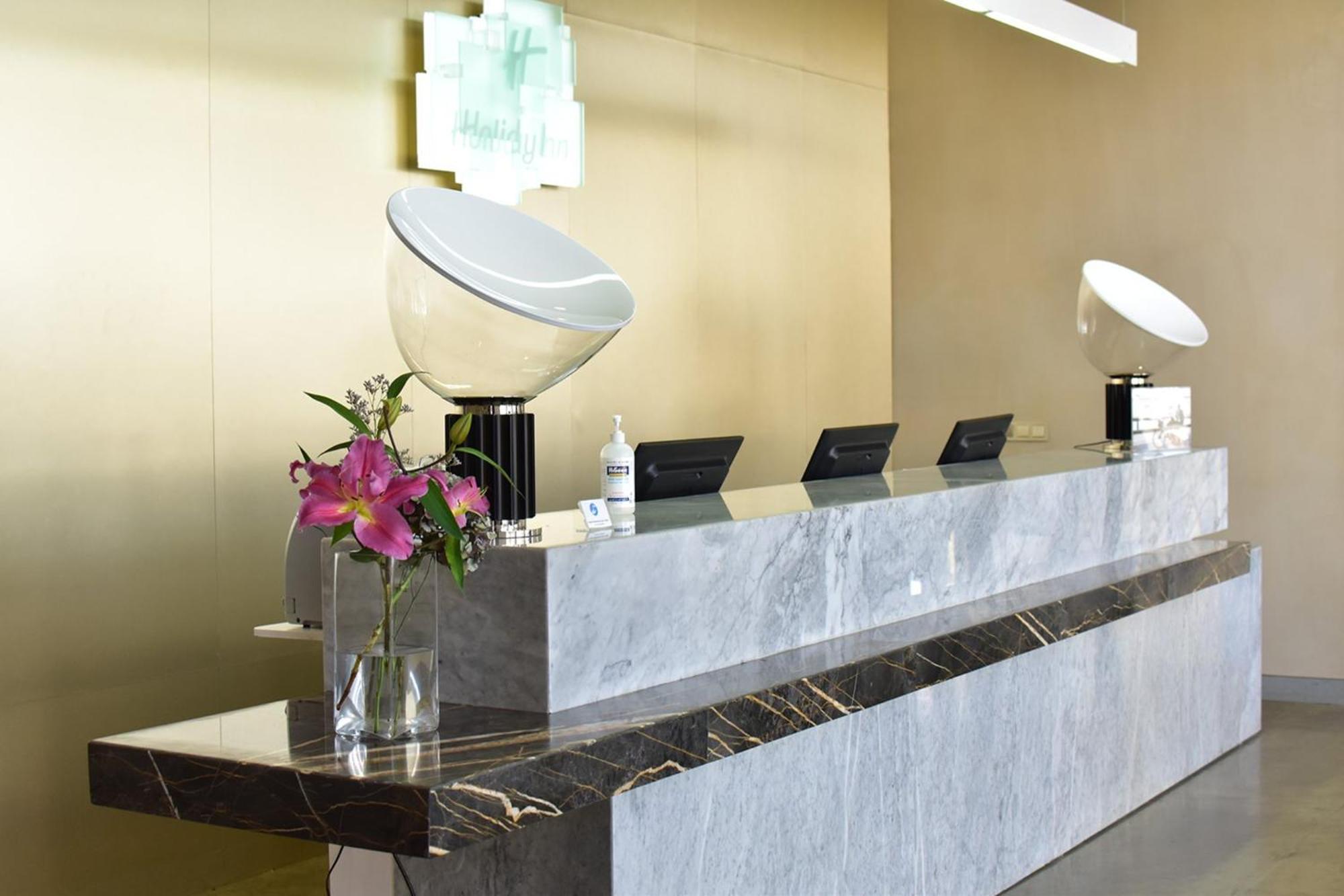 Holiday Inn Algiers - Cheraga Tower By Ihg Exteriör bild